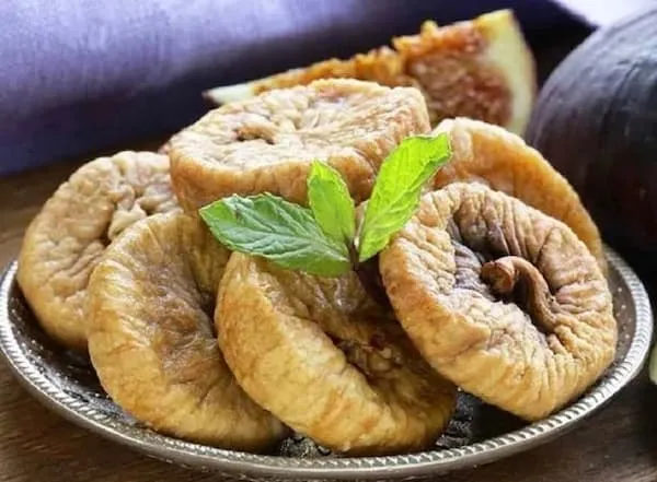قیمت خرید انجیر خشک نخی + آموزش