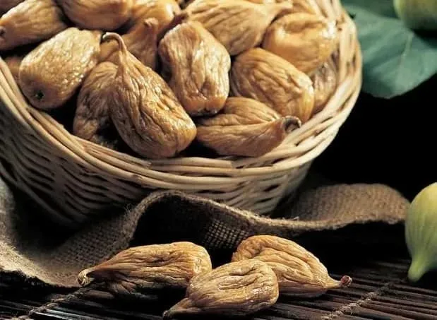 قیمت خرید انجیر خشک ایرانی + طرز تهیه